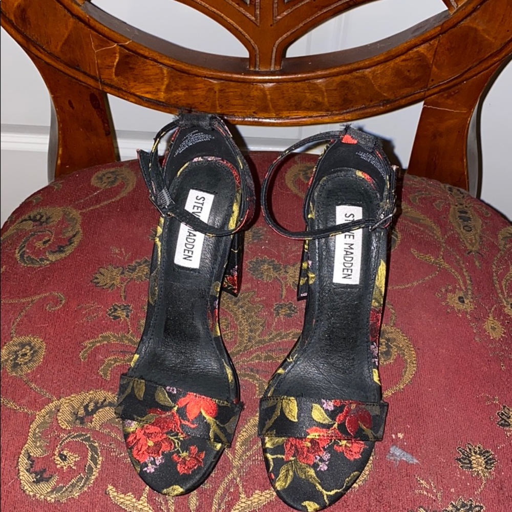 Steve Madden carrson heel